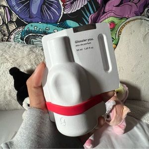 TRENDING NWB glossier you perfume